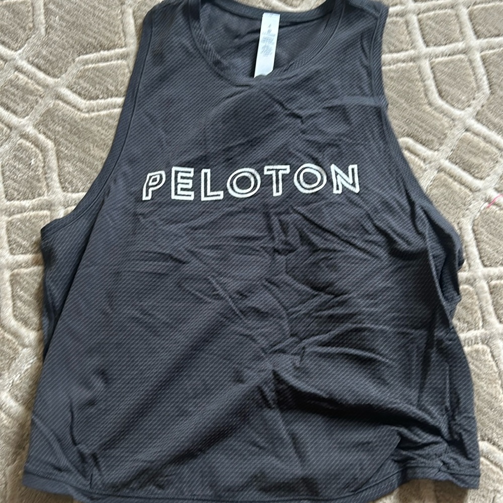Lululemon x Peloton open back tank